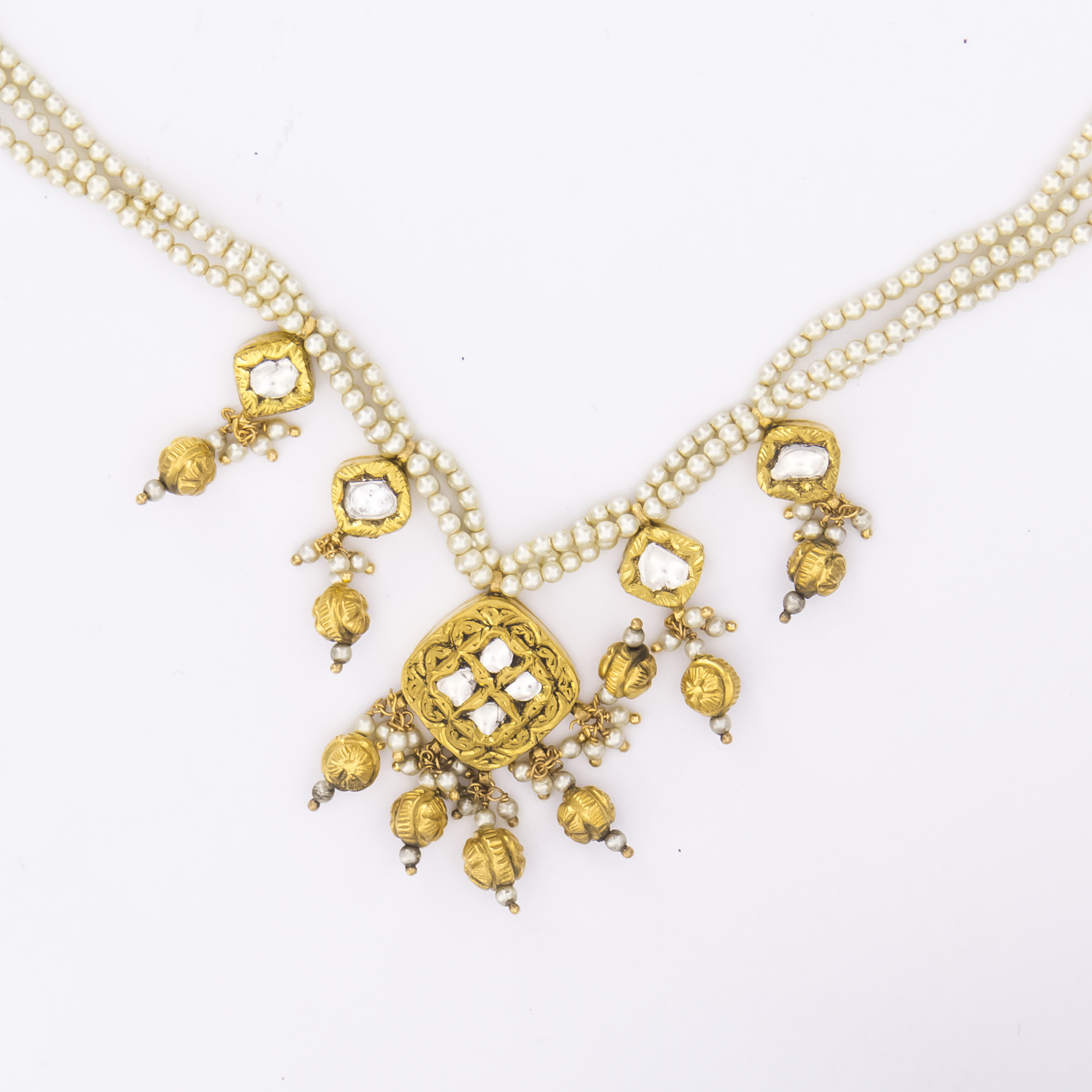 /Unlocking the Beauty of Jadau Jewellery