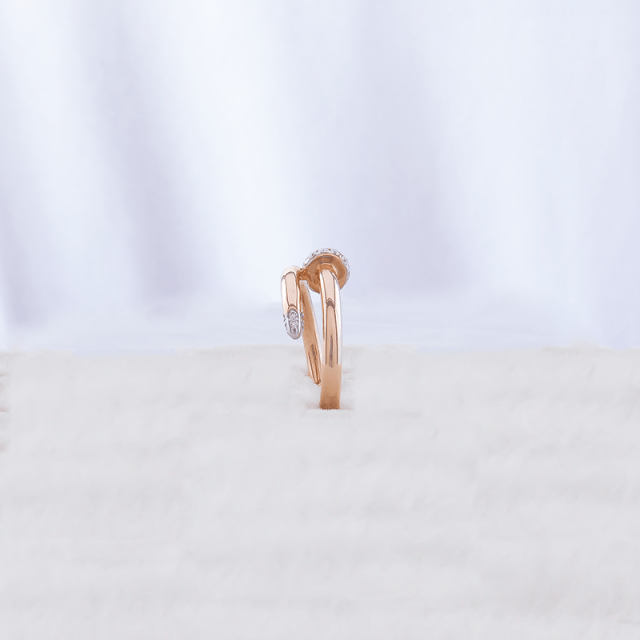 Eternal Intersection – 18K Gold Diamond Ring