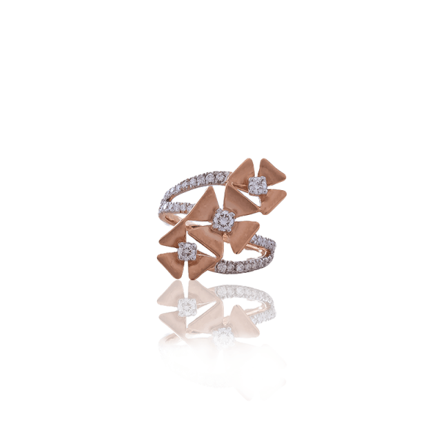Golden Blossoms – 18K Gold Diamond Ring